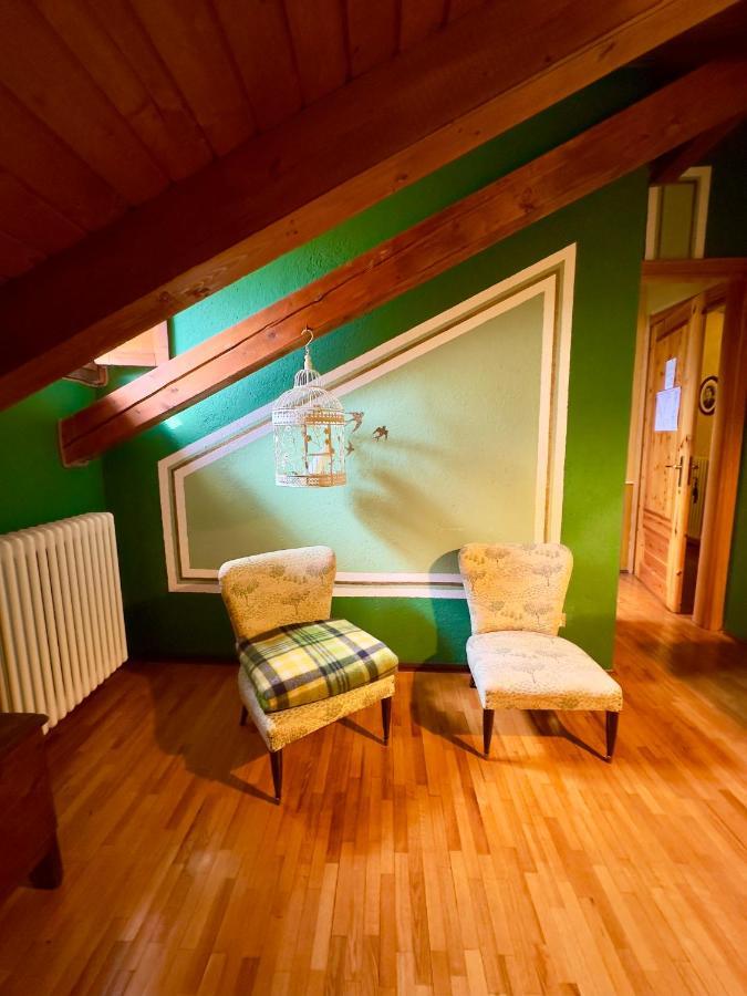 Quart De Lune - Boutique B&B Aosta Exterior photo