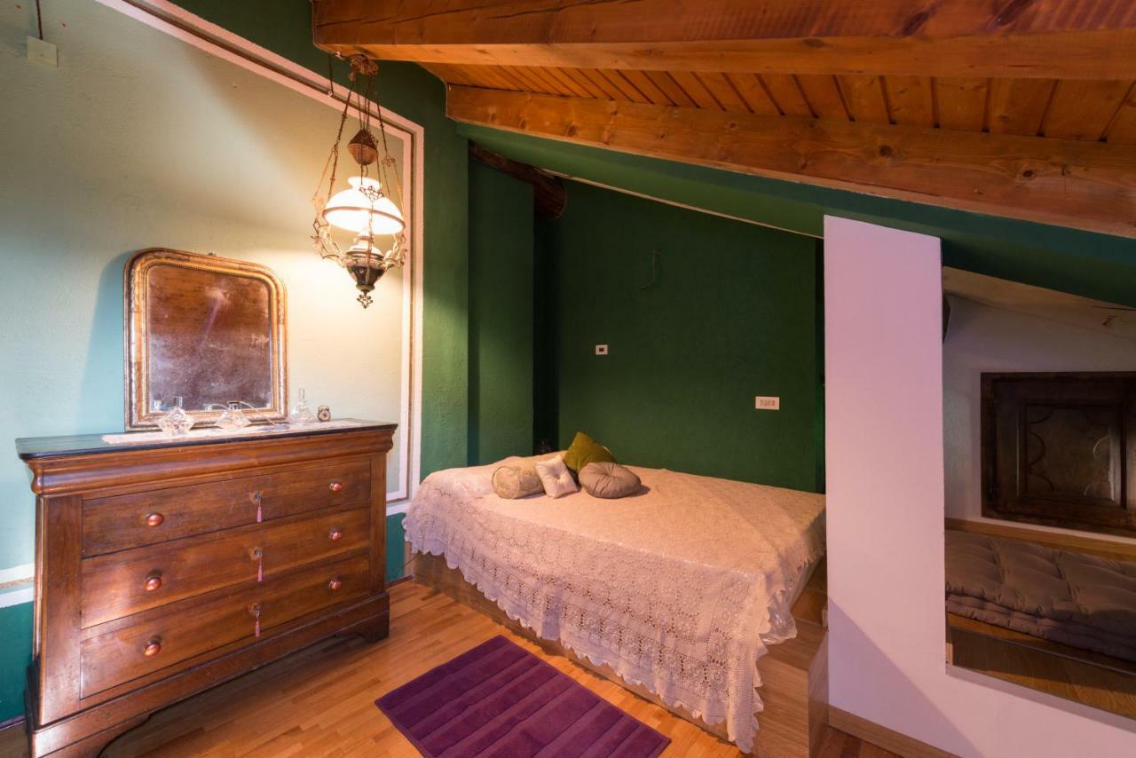 Quart De Lune - Boutique B&B Aosta Exterior photo