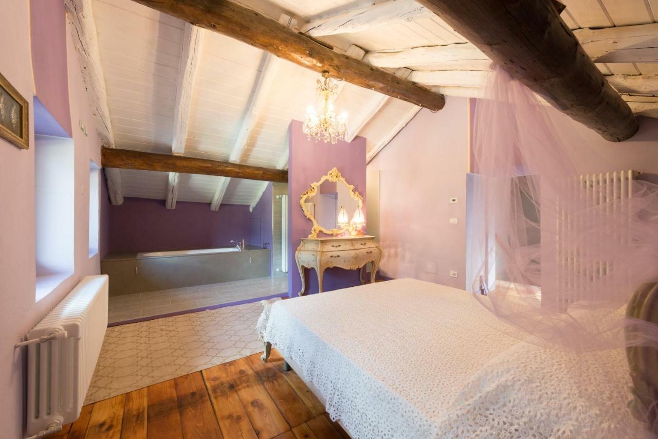 Quart De Lune - Boutique B&B Aosta Exterior photo